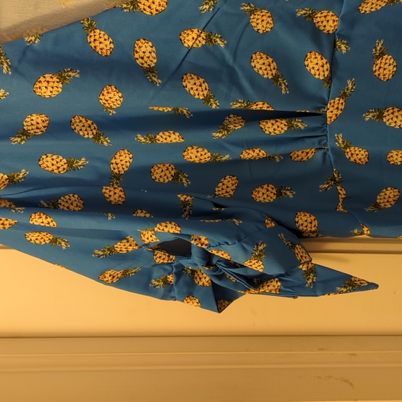 Suzanne Betro Surplice Retro Blue Dress Pineapple Print 3X NWT - Picture 3 of 6